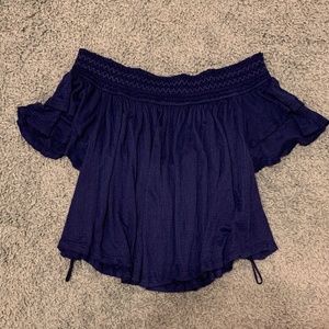 Off Shoulder, flowy blouse